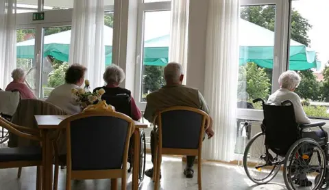 Als het echt niet anders kan… Vernieuwde handreiking procedure Rechterlijke Machtiging